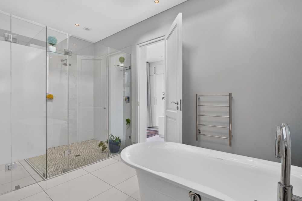 Apartment sold in Dunkeld West - HP1749534