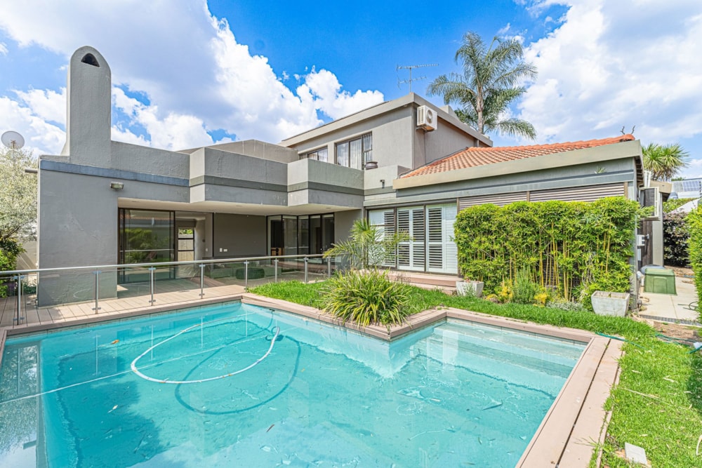 Cluster for sale in Sandown, Sandton - HP1752855
