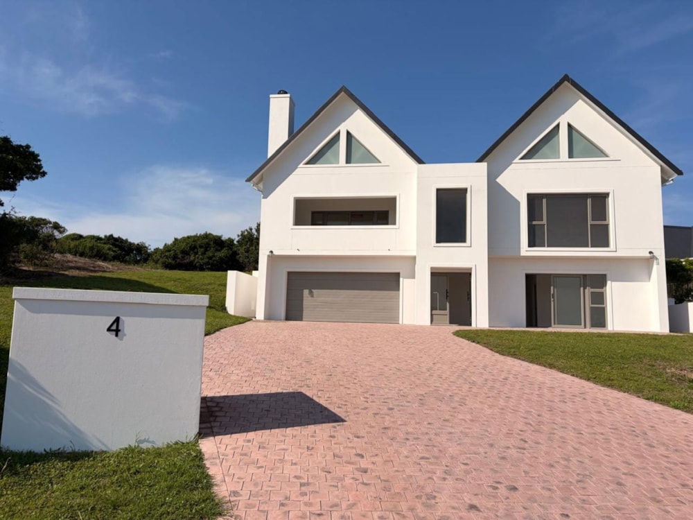 House for sale in St Francis Links - 1SA1753165 House for sale in St Francis Links - 1SA1753165