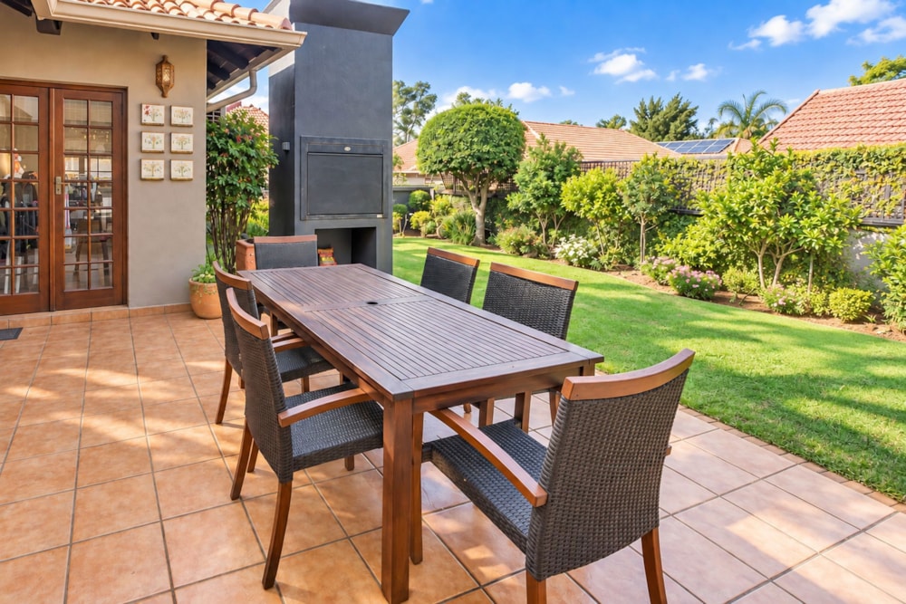Double-storey house for sale in Lynnwood, Pretoria East - PT1752935 Double-storey house for sale in Lynnwood, Pretoria East - PT1752935