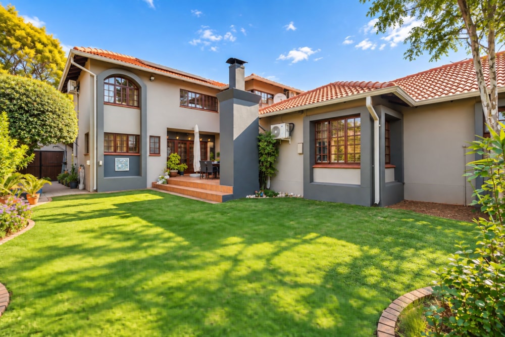 Double-storey house for sale in Lynnwood, Pretoria East - PT1752935 Double-storey house for sale in Lynnwood, Pretoria East - PT1752935