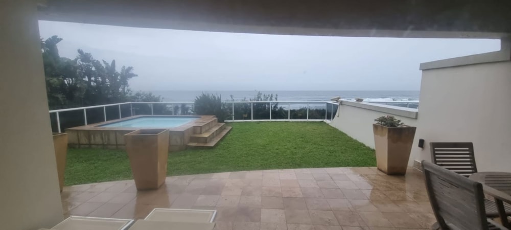 Apartment to rent in uMhlanga Rocks - 1ND1752861 Apartment to rent in uMhlanga Rocks - 1ND1752861