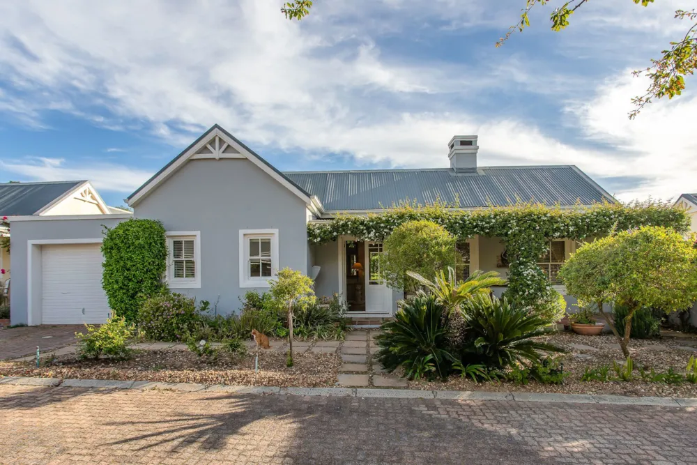House for sale in Franschhoek - FWI1734220 House for sale in Franschhoek - FWI1734220