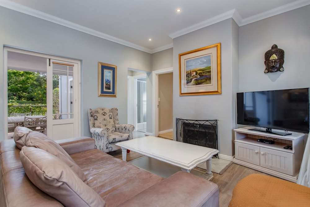 House for sale in Franschhoek - FWI1734220 House for sale in Franschhoek - FWI1734220