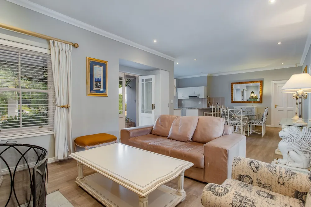 House for sale in Franschhoek - FWI1734220 House for sale in Franschhoek - FWI1734220