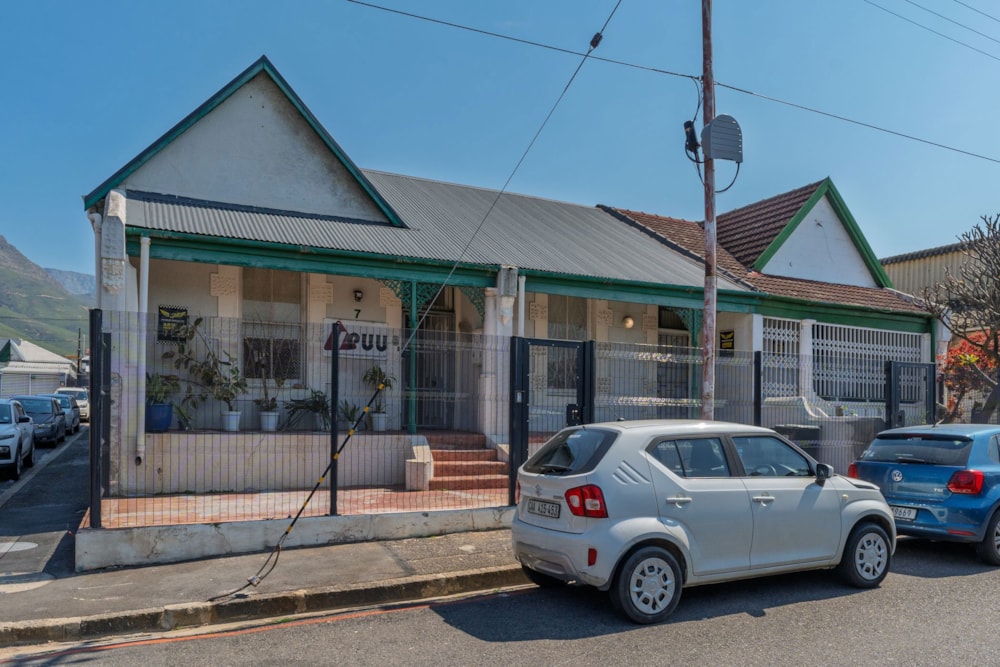 Commercial Building for sale in Observatory, Cape Town - KW1477191 Commercial Building for sale in Observatory, Cape Town - KW1477191