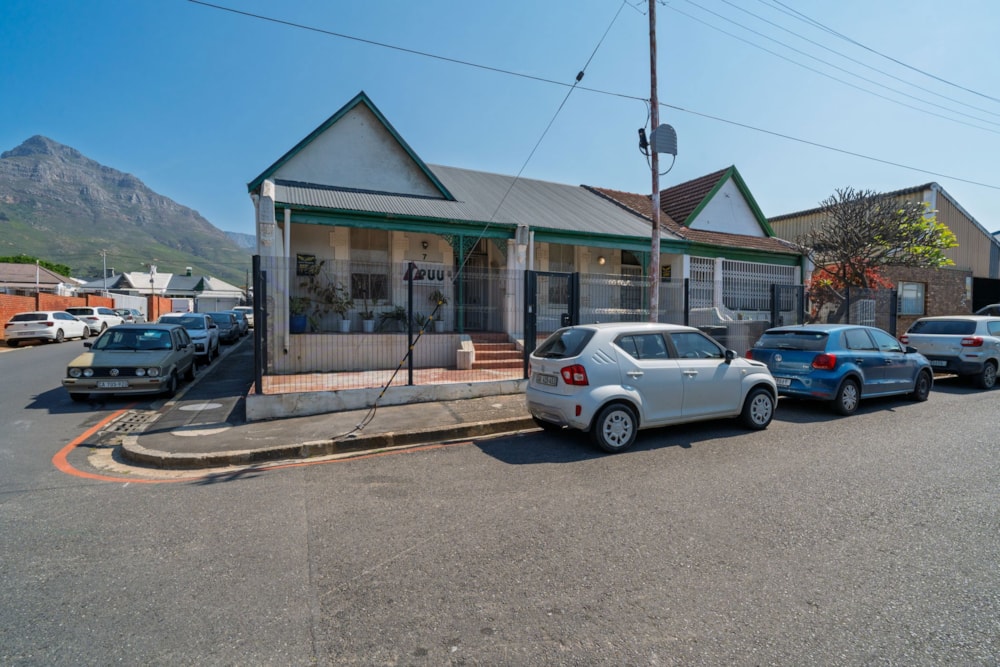 Commercial Building for sale in Observatory, Cape Town - KW1477191 Commercial Building for sale in Observatory, Cape Town - KW1477191