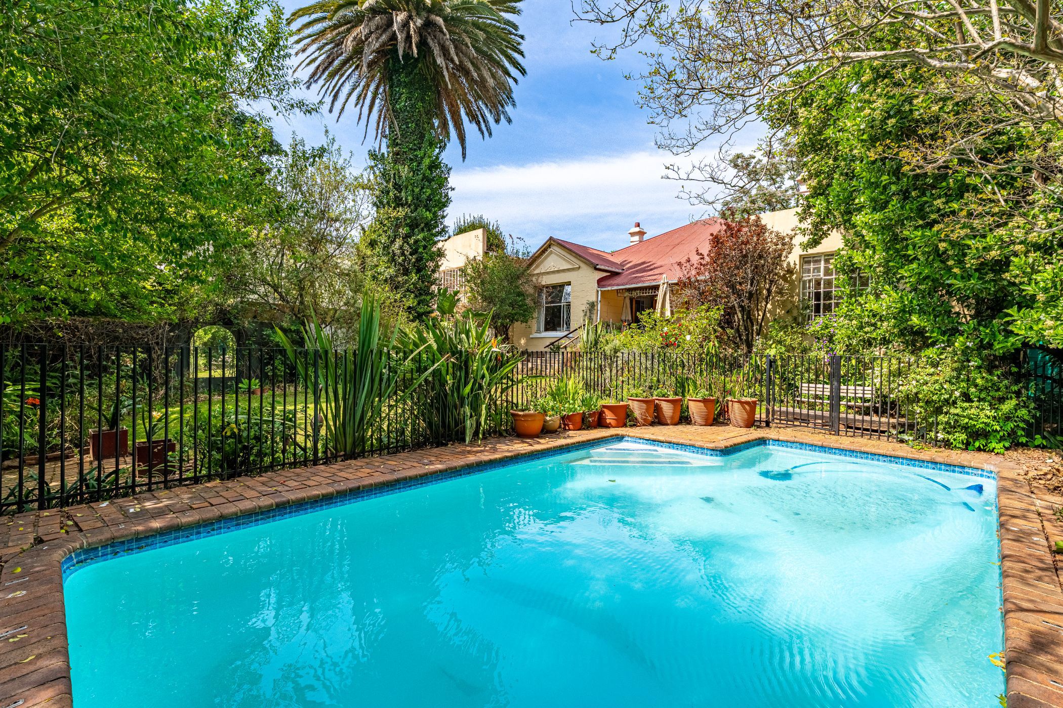 House for sale in Parktown North - HP1750407