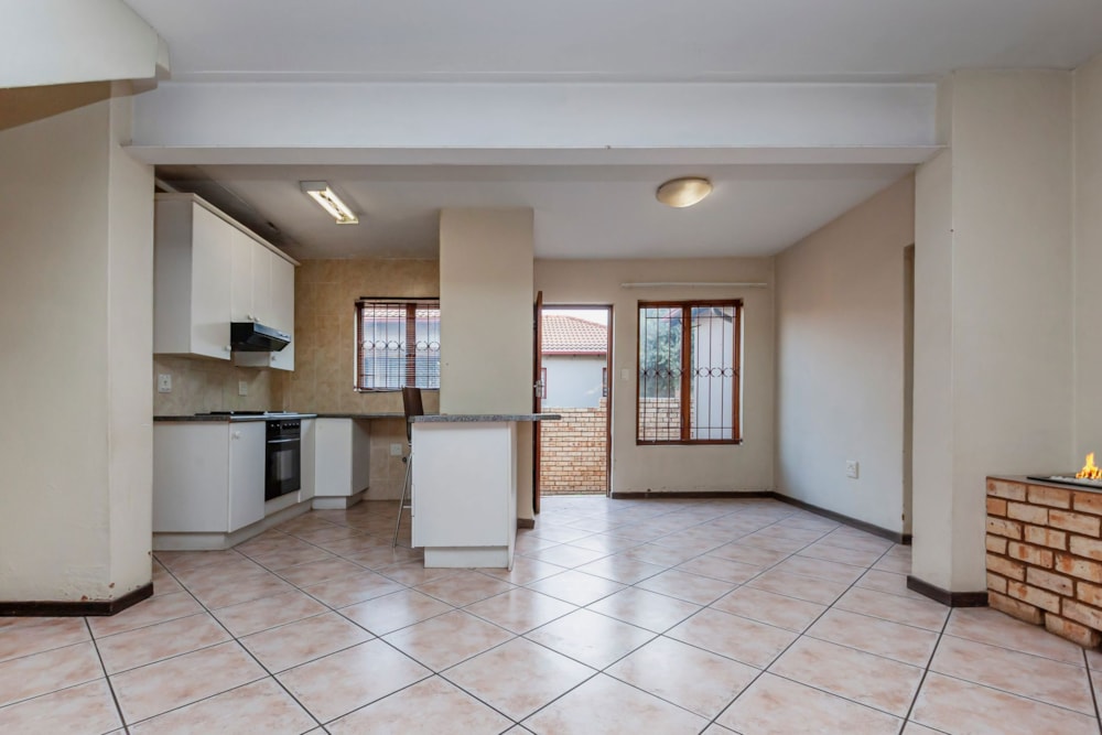 Apartment for sale in Northgate, Randburg - RAN1750453