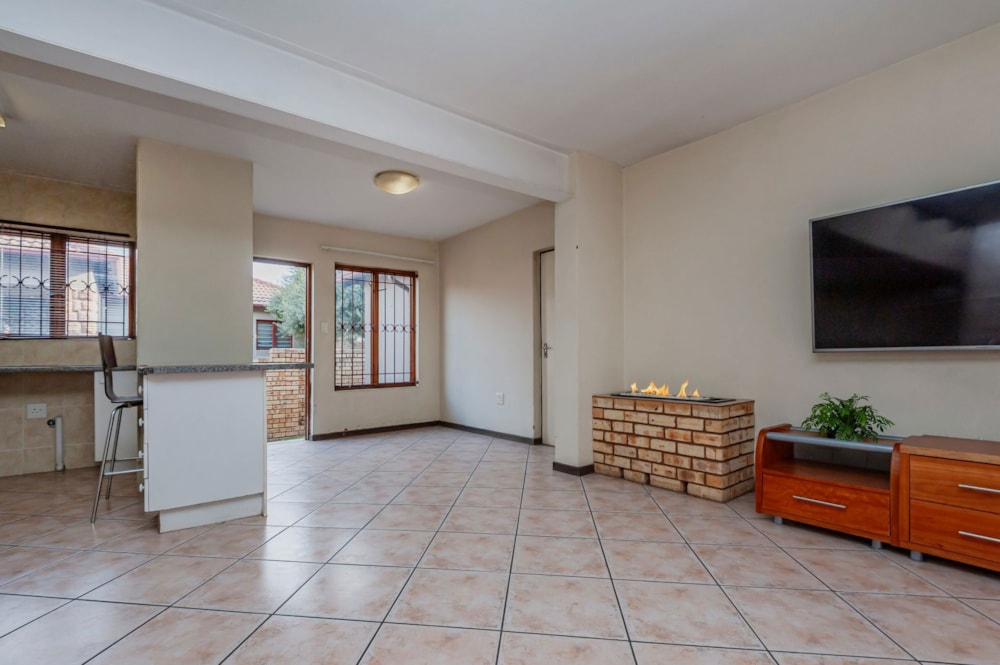 Apartment for sale in Northgate, Randburg - RAN1750453