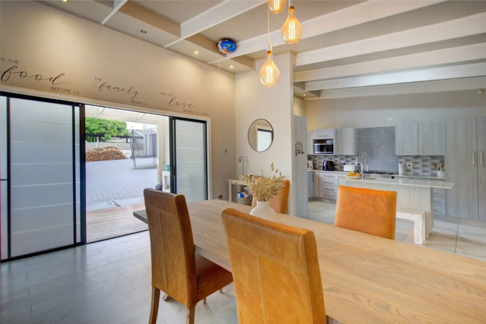 House for sale in Mossel Bay Central - 1MB1753557