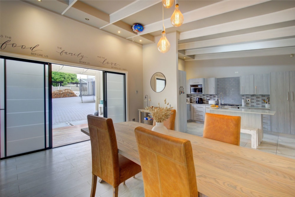 House for sale in Mossel Bay Central - 1MB1753557 House for sale in Mossel Bay Central - 1MB1753557