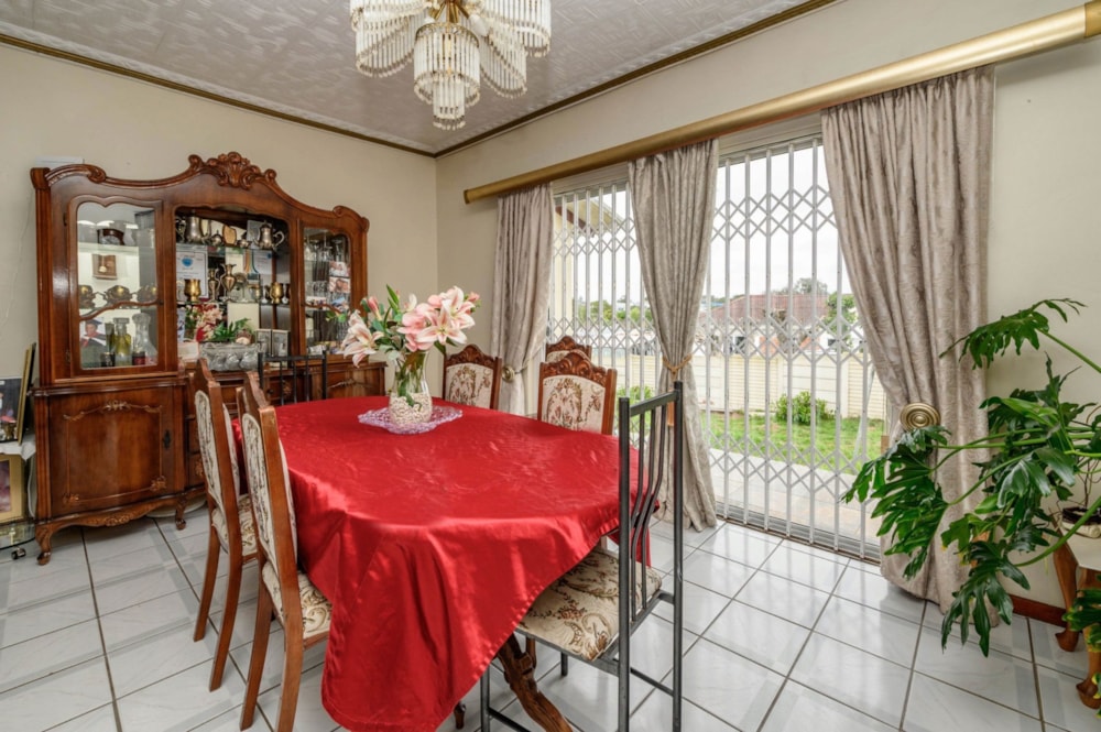 House for sale in Newton Park - 1PLZ1732829 House for sale in Newton Park - 1PLZ1732829