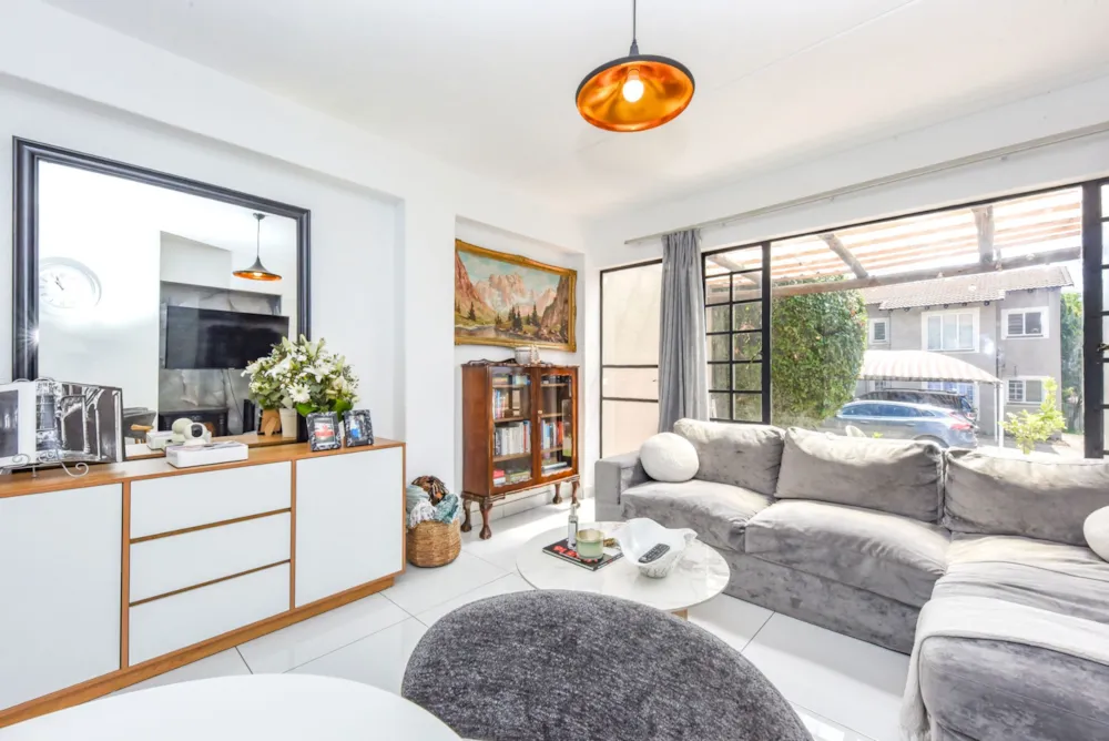 Apartment for sale in Lonehill - FW1752586