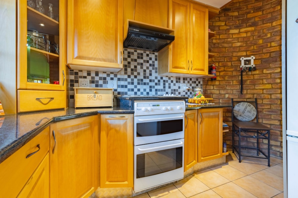 Double-storey house for sale in Dayanglen - BOK1751962