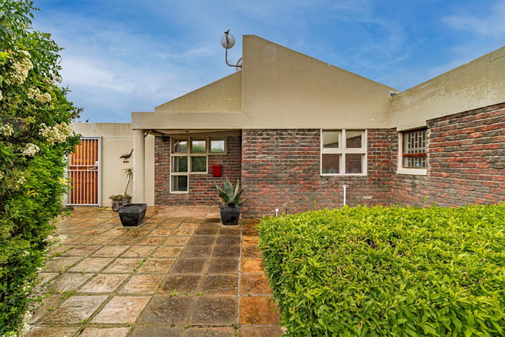 House for sale in Sea Breeze - SW1752501