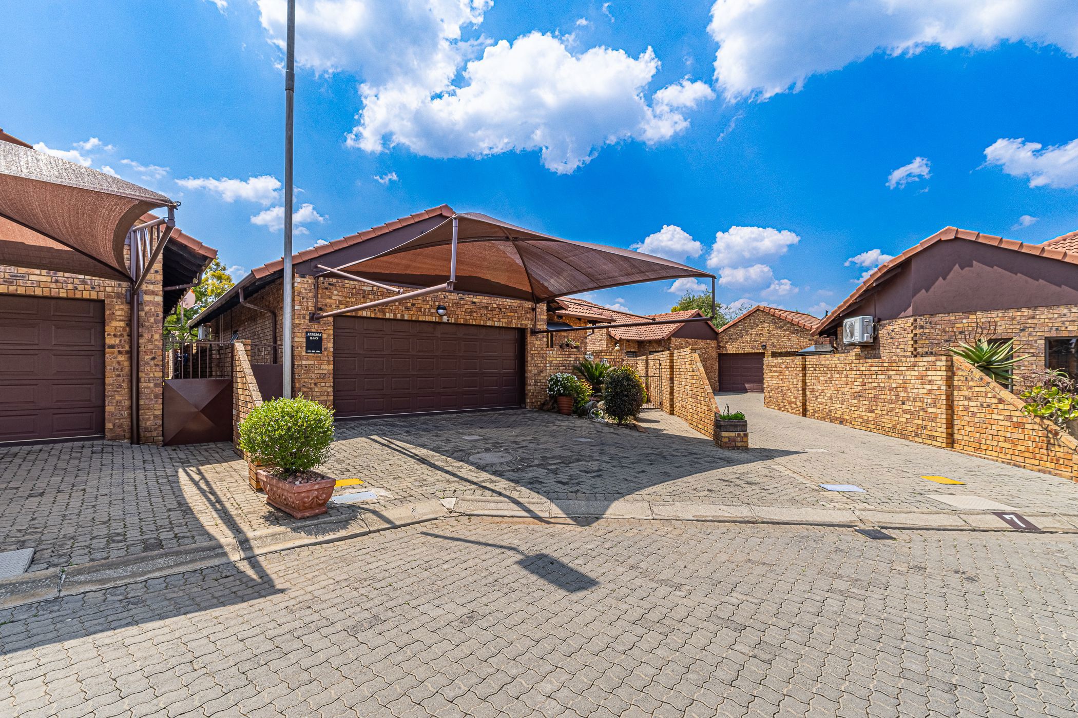 House for sale in Sunward Park - BOK1753634