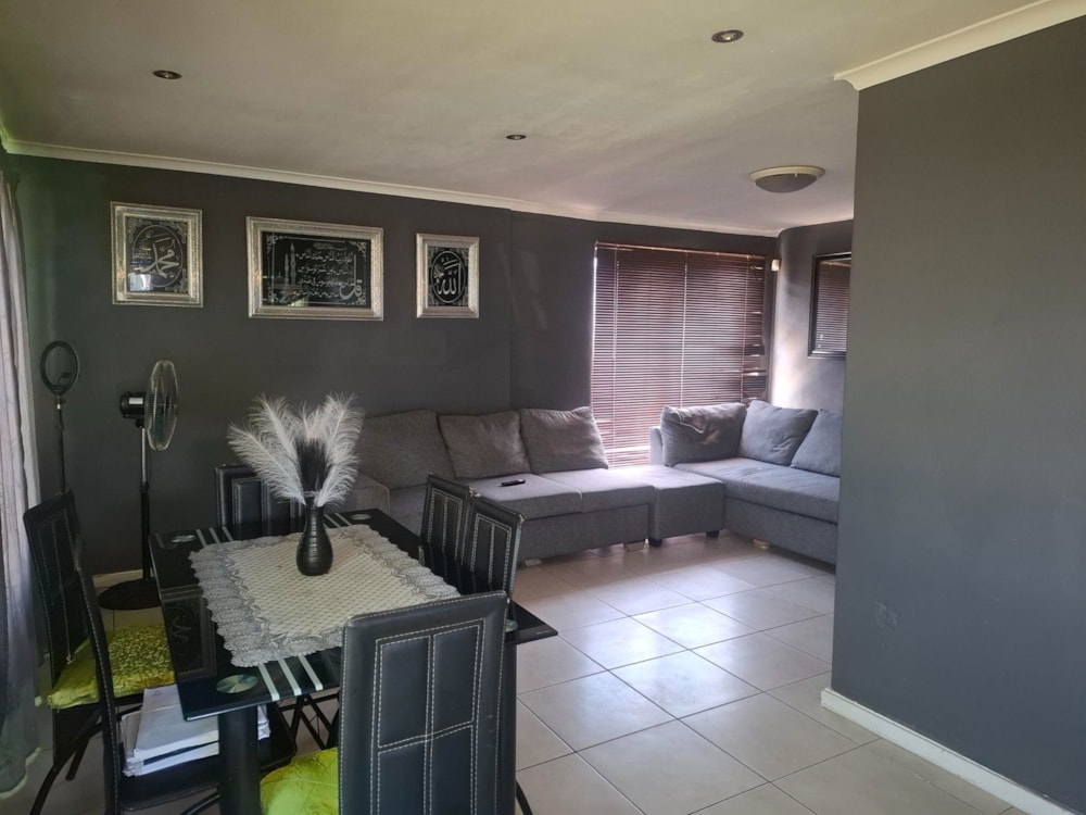 House to rent in Mitchells Plain - 1MN1752898 House to rent in Mitchells Plain - 1MN1752898