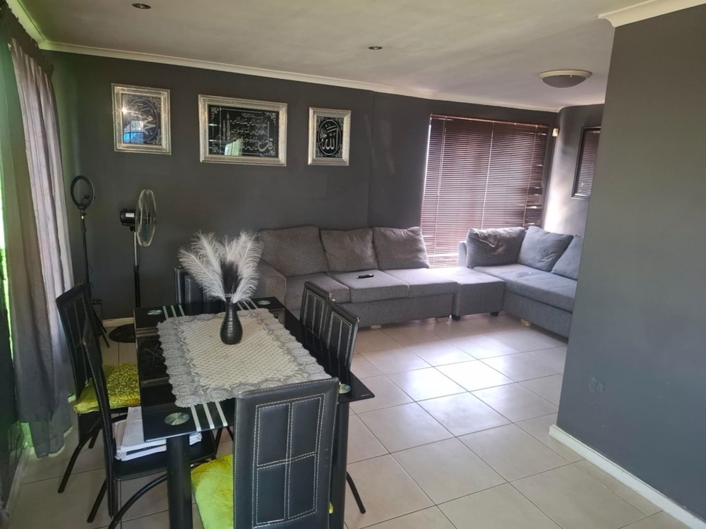 House to rent in Mitchells Plain - 1MN1752898 House to rent in Mitchells Plain - 1MN1752898