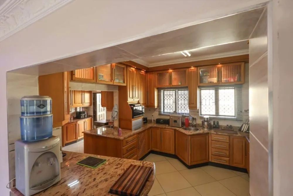 House for sale in Athlone Park - 1WB1752650