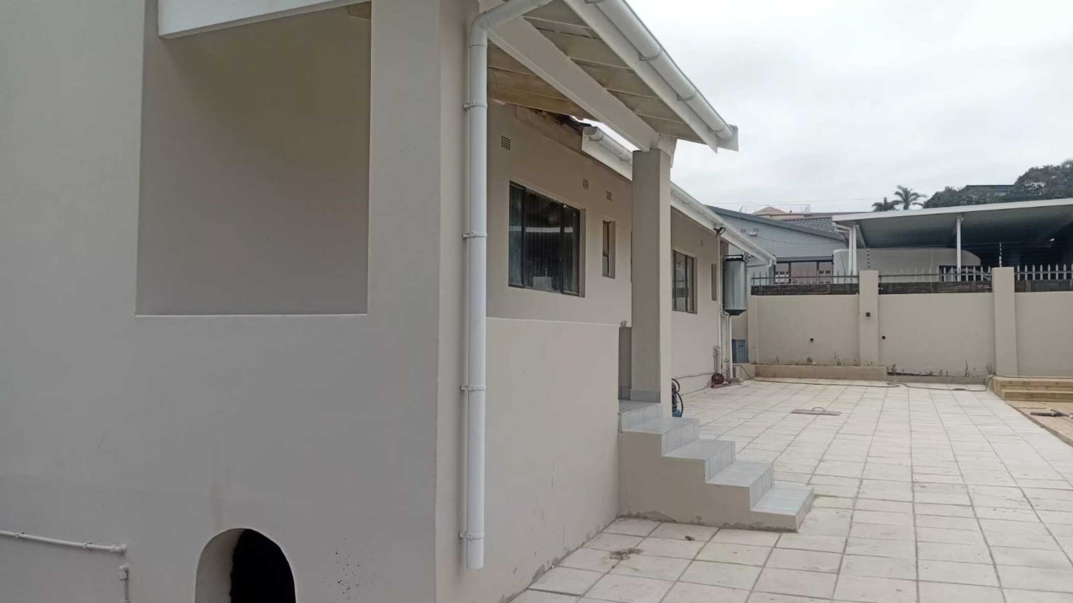 House to rent in Athlone Park - 1WB1752517