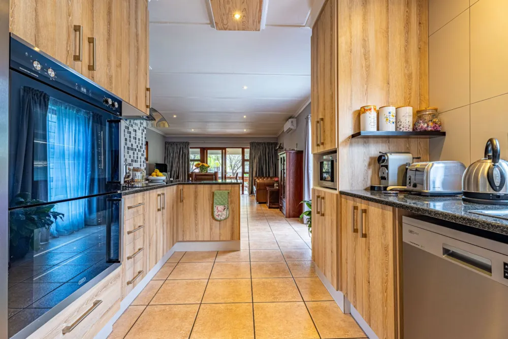 House for sale in Sunninghill Gardens - FW1751952