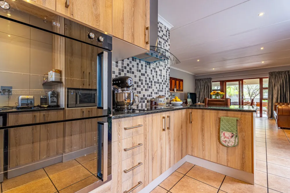 House for sale in Sunninghill Gardens - FW1751952