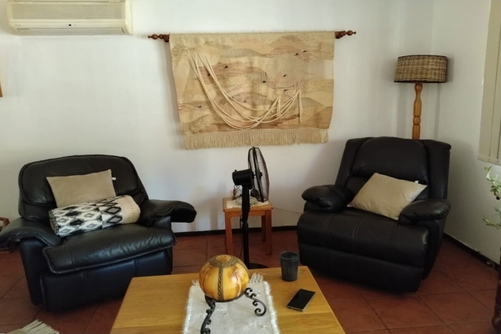 Townhouse for sale in Amanzimtoti - 1WB1752106 Townhouse for sale in Amanzimtoti - 1WB1752106