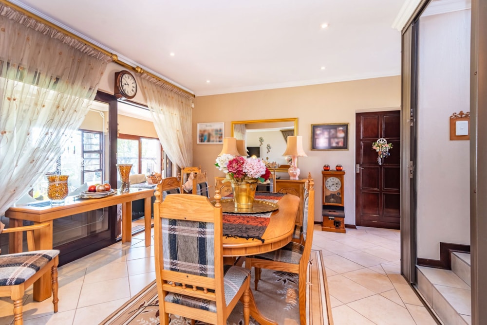 House for sale in Noordheuwel - 1KR1753163 House for sale in Noordheuwel - 1KR1753163