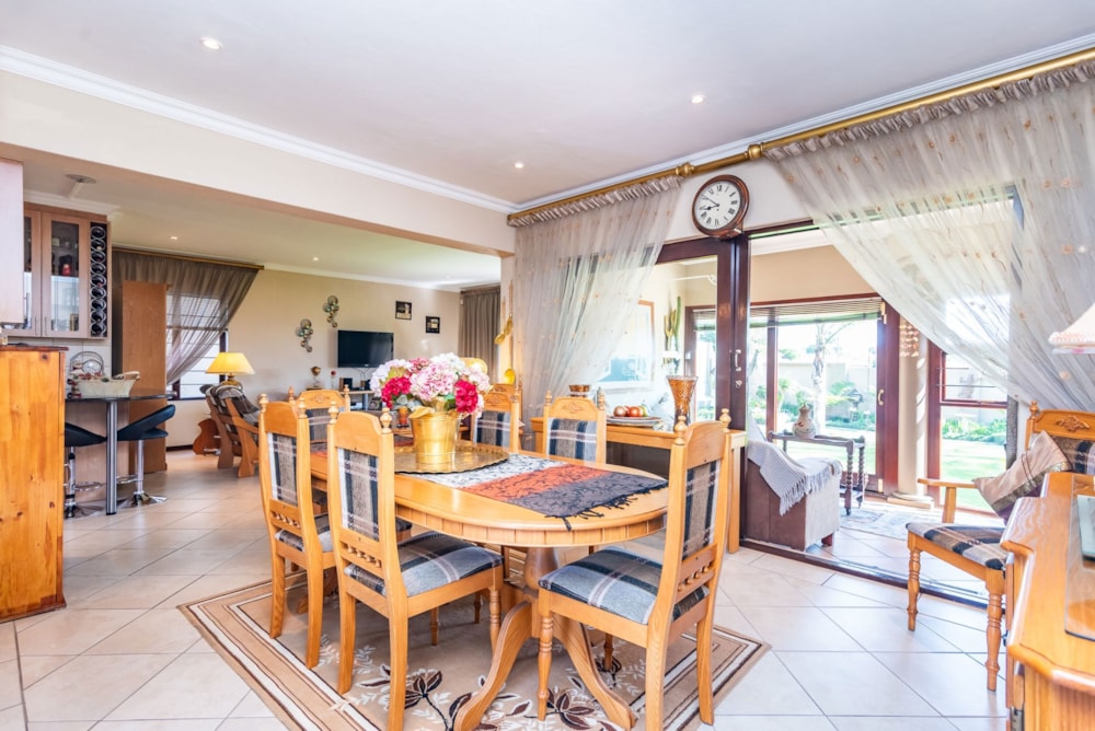 House for sale in Noordheuwel - 1KR1753163 House for sale in Noordheuwel - 1KR1753163