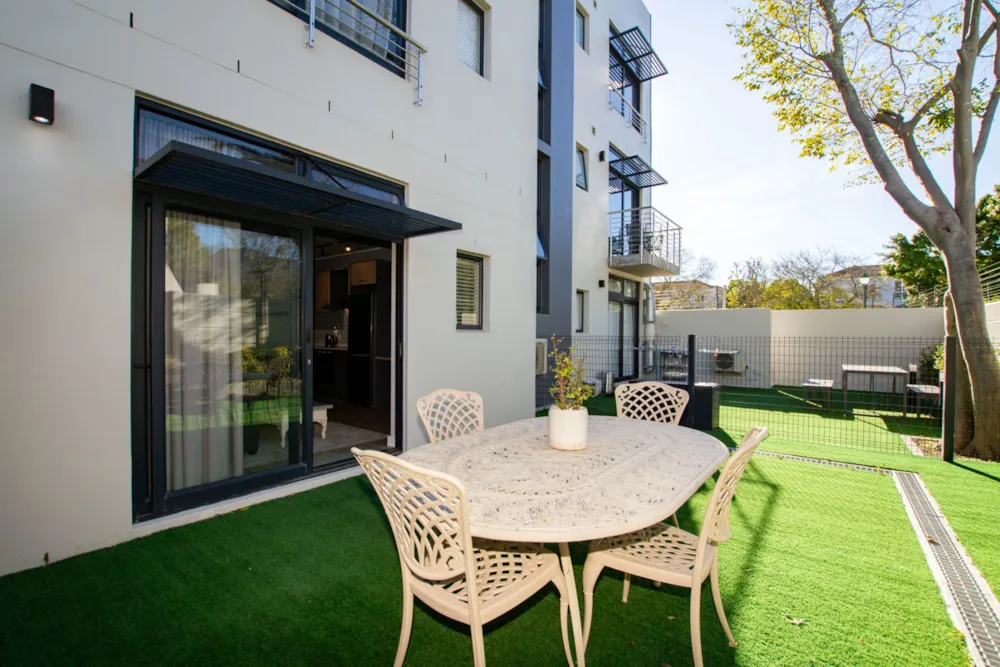 Bachelor apartment for sale in Universiteits Oord - ST1751292 Bachelor apartment for sale in Universiteits Oord - ST1751292