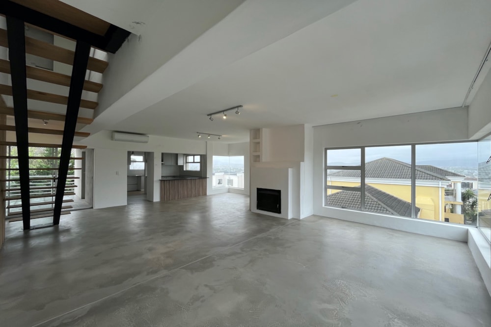 House to rent in West Beach, Blouberg - 1TV1752367 House to rent in West Beach, Blouberg - 1TV1752367