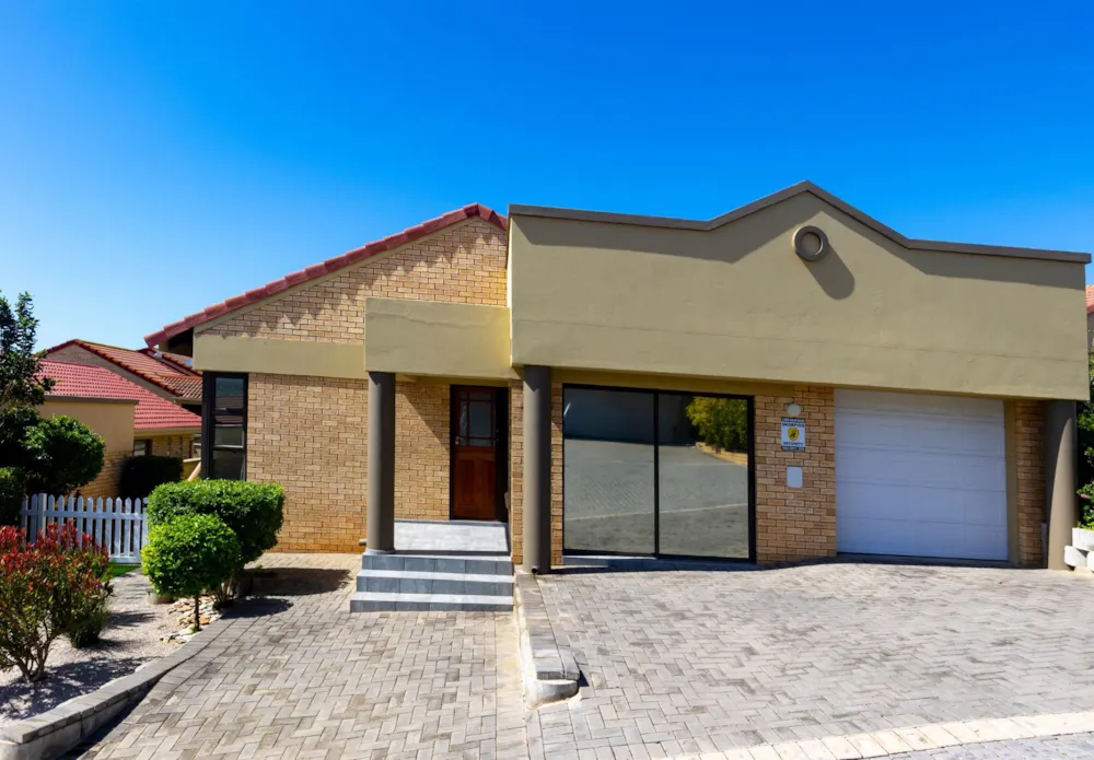 House for sale in Seemeeupark, Hartenbos - 1MB1752931
