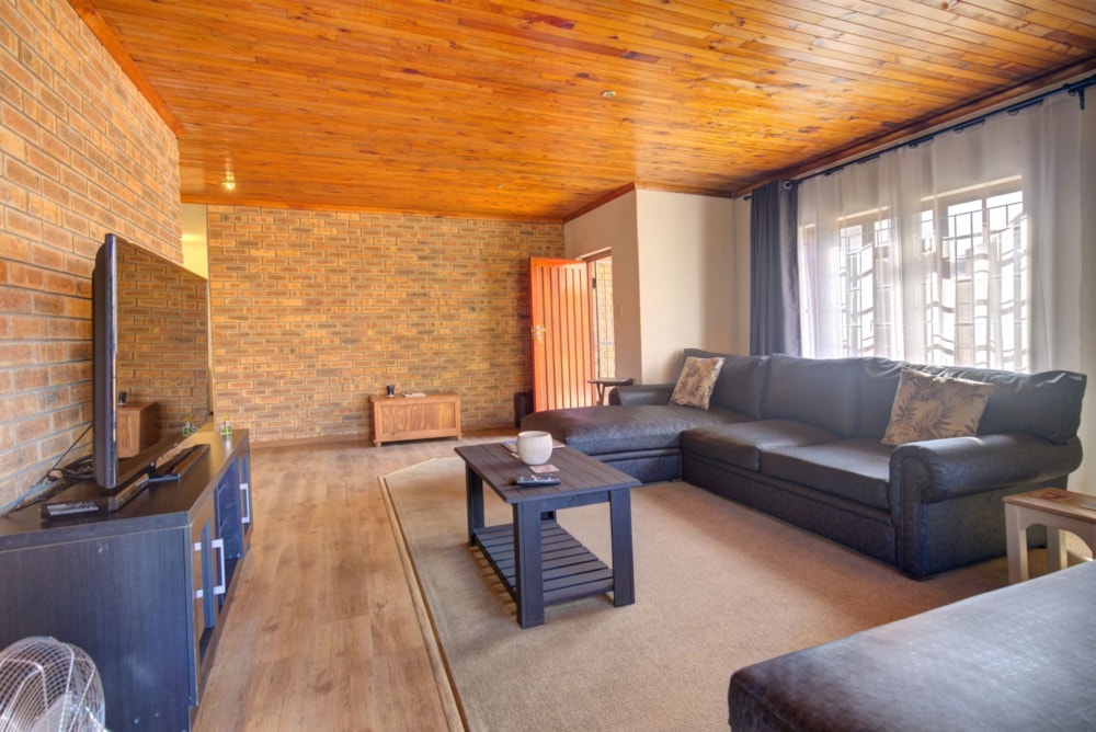 Apartment for sale in Hartenbos - 1MB1752131