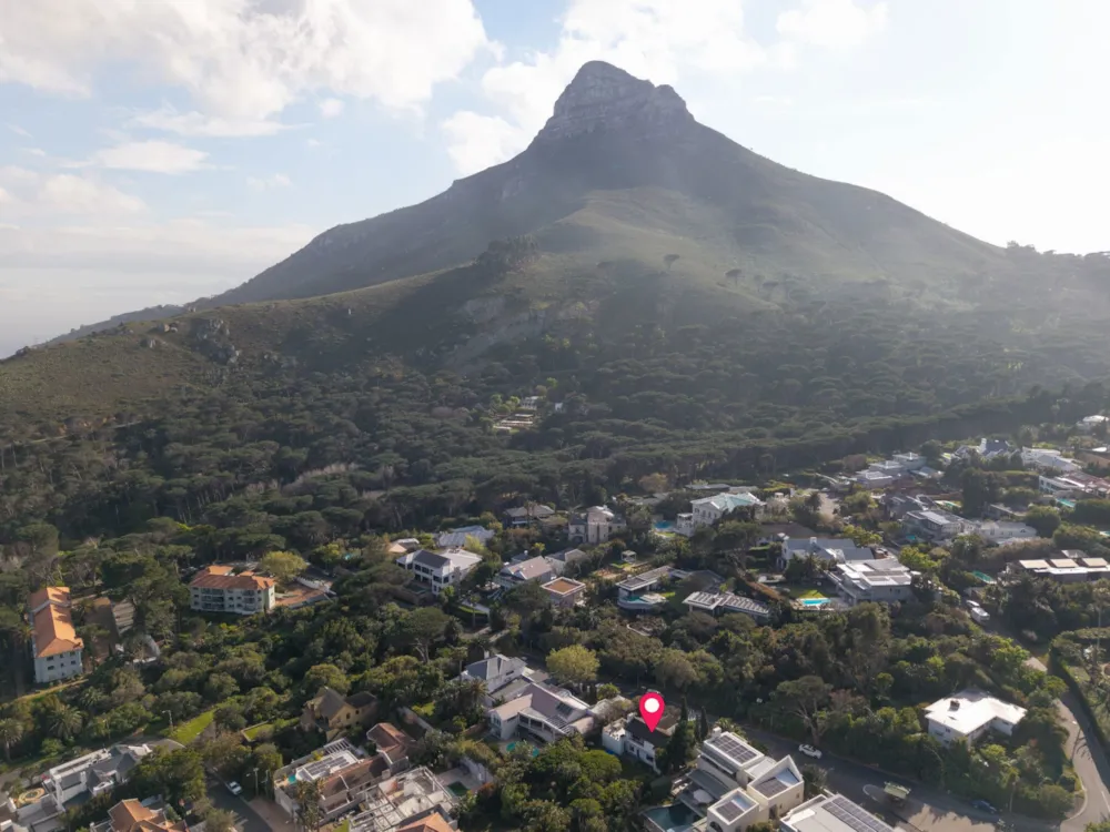 House for sale in Camps Bay - AS1751347 House for sale in Camps Bay - AS1751347