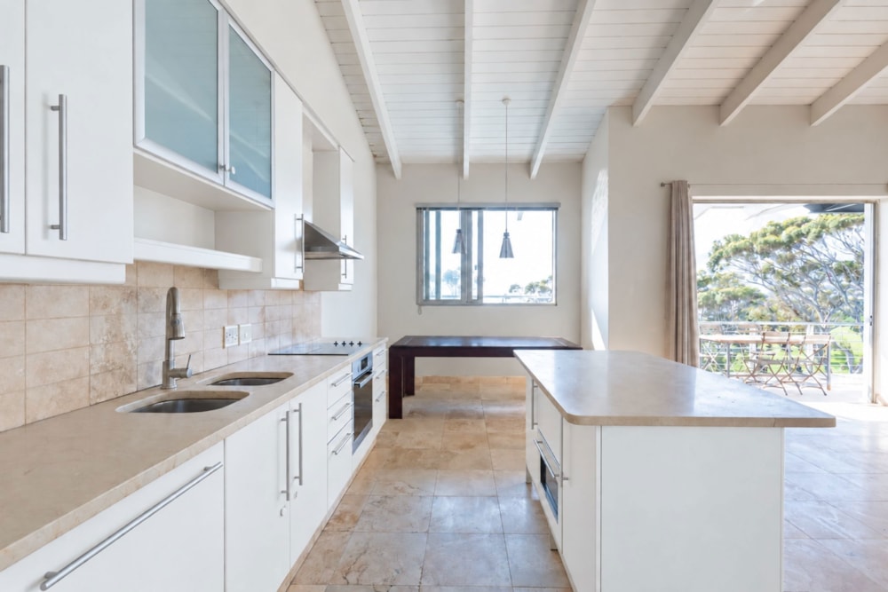 Apartment to rent in Camps Bay - BYL1751445 Apartment to rent in Camps Bay - BYL1751445