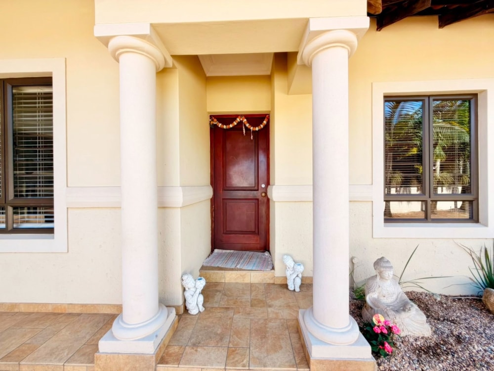House for sale in La Lucia - 1ND1752755 House for sale in La Lucia - 1ND1752755