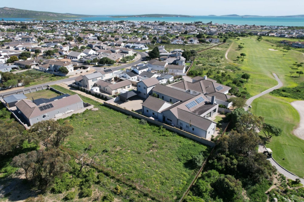 Vacant land for sale in Langebaan Country Estate - LA1753340 Vacant land for sale in Langebaan Country Estate - LA1753340
