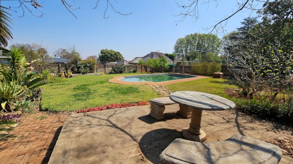 House for sale in Lydenburg (Mashishing) - 1LY1752190 House for sale in Lydenburg (Mashishing) - 1LY1752190
