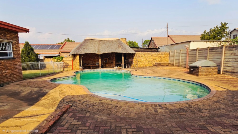 House for sale in Lydenburg (Mashishing) - 1LY1751492 House for sale in Lydenburg (Mashishing) - 1LY1751492