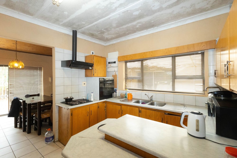 House for sale in Universitas - 1BX1752056