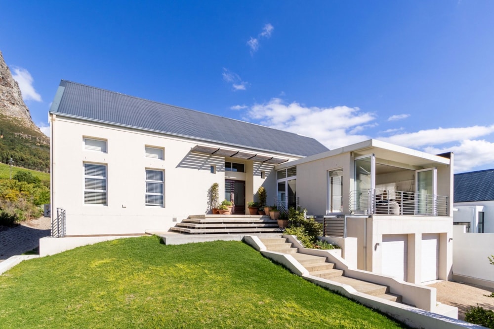 House for sale in Franschhoek - FWI1720600 House for sale in Franschhoek - FWI1720600