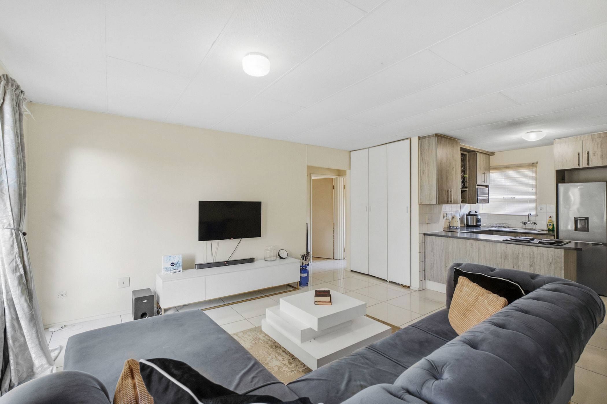 Apartment for sale in Vorna Valley - MR1752574