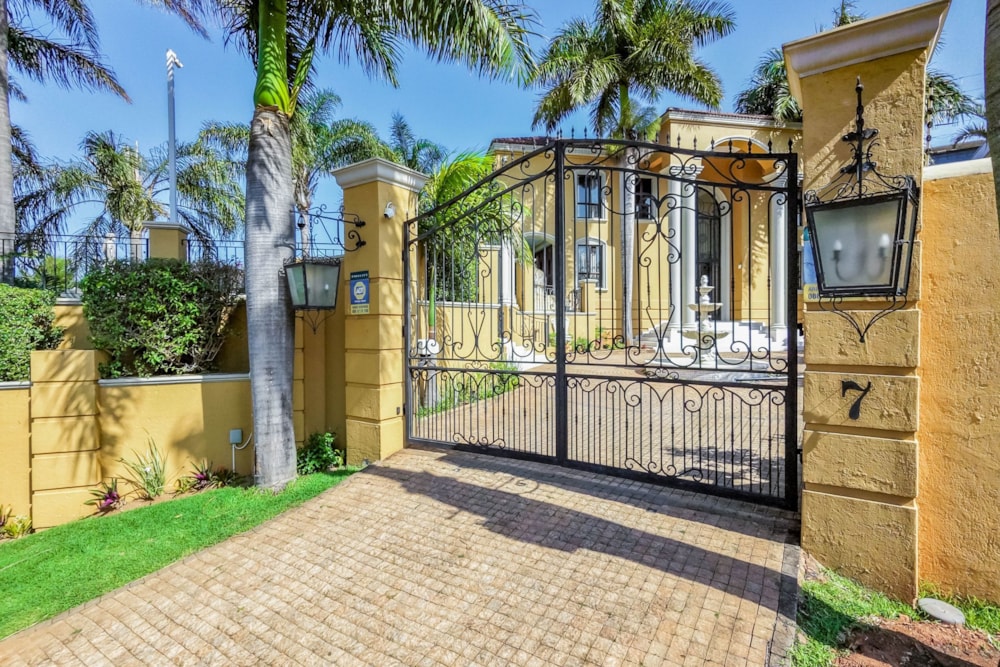 House for sale in uMhlanga Rocks - 1ND1751349 House for sale in uMhlanga Rocks - 1ND1751349