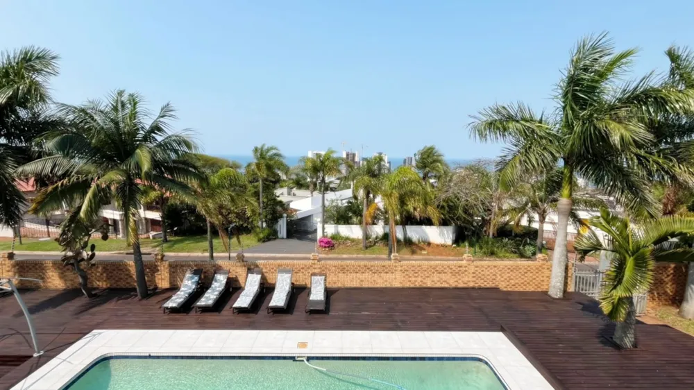 House for sale in uMhlanga Rocks - 1ND1752102 House for sale in uMhlanga Rocks - 1ND1752102