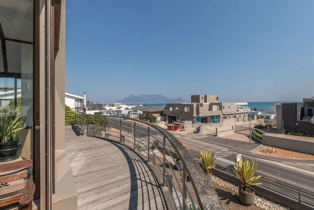 House for sale in Bloubergstrand - 1TV1750921