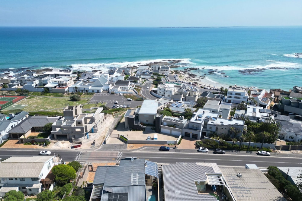 House for sale in Bloubergstrand - 1TV1750921