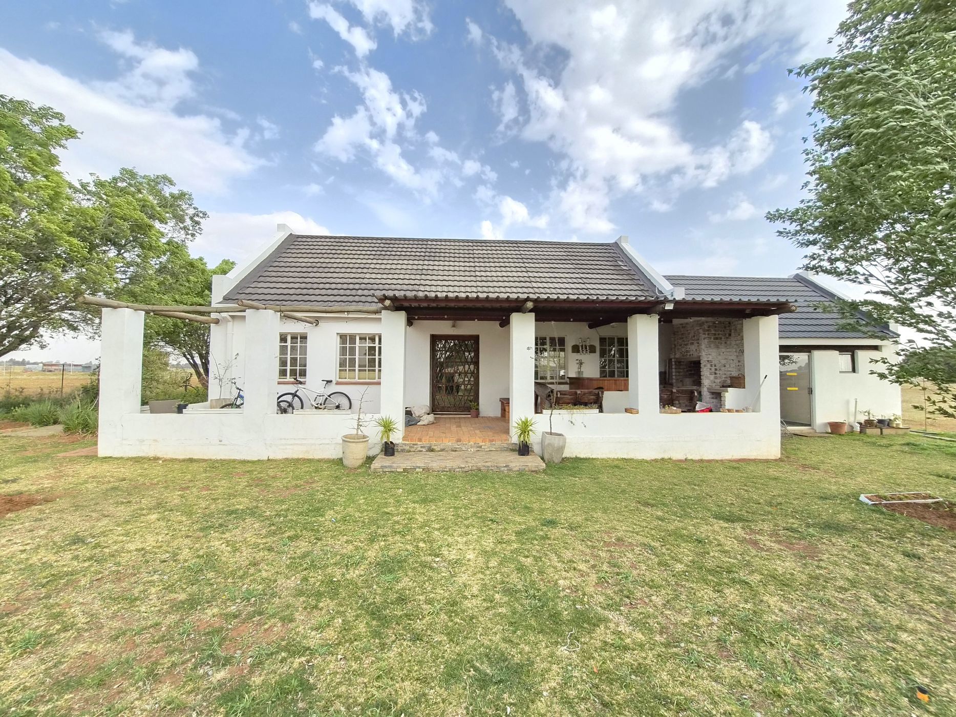 Smallholding for sale in Bloemdal - 1BX1751387