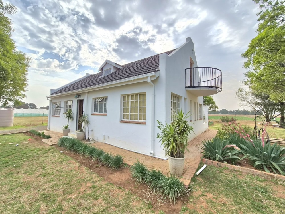 Smallholding for sale in Bloemdal - 1BX1751387 Smallholding for sale in Bloemdal - 1BX1751387
