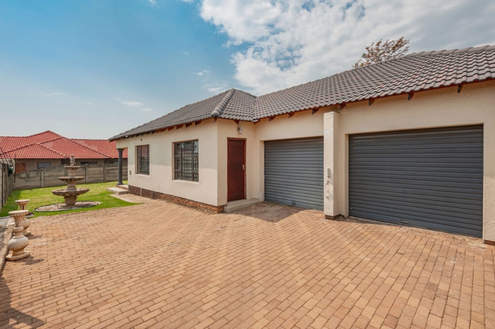 House for sale in Brackendowns - 1GV1752221 House for sale in Brackendowns - 1GV1752221